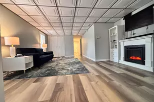 [Address not provided], Chicago, IL 60638 - Photo 5