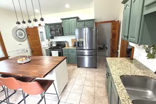 1017 N Nicholson St, Joliet, IL 60435 - Photo 9