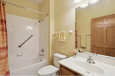 2238 Carillon Drive, Grayslake, IL 60030 - Photo 19