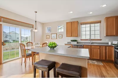 2238 Carillon Drive, Grayslake, IL 60030 - Photo 9