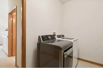 2238 Carillon Drive, Grayslake, IL 60030 - Photo 21