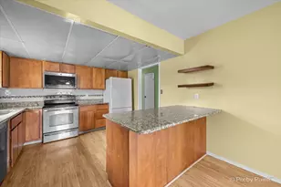 876 Darlington Ln, Crystal Lake, IL 60014 - Photo 15