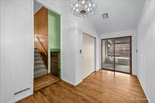 876 Darlington Ln, Crystal Lake, IL 60014 - Photo 5