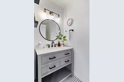 2121 W Division Street #1, Chicago, IL 60622 - Photo 11