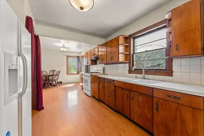 501 N State Street, Bellflower, IL 62174 - Photo 11