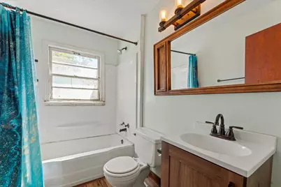 501 N State Street, Bellflower, IL 62174 - Photo 17