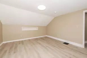 706 N Prairie St, Bloomington, IL 61701 - Photo 25