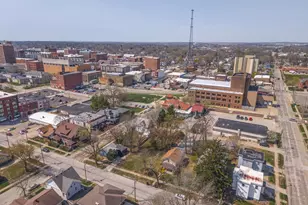 706 N Prairie St, Bloomington, IL 61701 - Photo 41