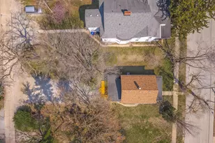 706 N Prairie St, Bloomington, IL 61701 - Photo 37