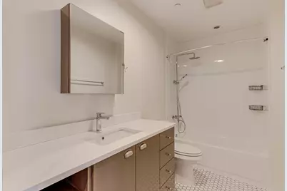 115 Lake Street #313, Libertyville, IL 60048 - Photo 5