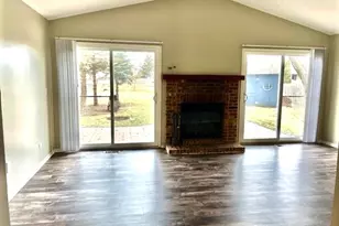 362 Amy Ct, Naperville, IL 60565 - Photo 7