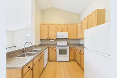 917 Silverstone Drive #917, Carpentersville, IL 60110 - Photo 13