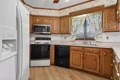 3420 Quail Court, Morris, IL 60450 - Photo 9