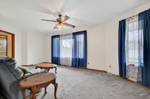 3420 Quail Ct, Morris, IL 60450 - Photo 3