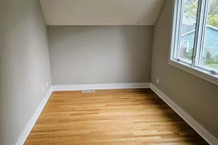 121 Fourth St, Libertyville, IL 60048 - Photo 9