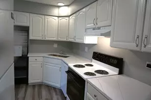 2650 Brookwood Way Dr, Rolling Meadows, IL 60008 - Photo 7