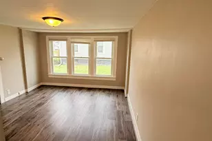 426 N Pleasant St, Princeton, IL 61356 - Photo 5