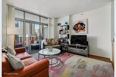 600 N Dearborn Street #1705, Chicago, IL 60610 - Photo 3