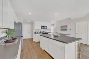 2310 Horseshoe Cir, Naperville, IL 60564 - Photo 7