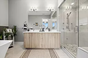 3518 W Wolfram St, Chicago, IL 60618 - Photo 19