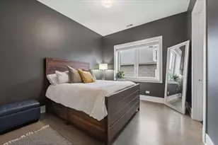 3518 W Wolfram St, Chicago, IL 60618 - Photo 25