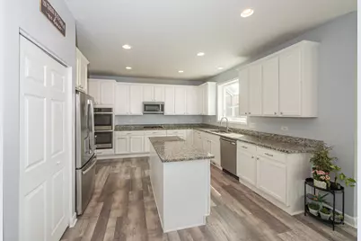 2868 Liberty Lakes Boulevard, Wauconda, IL 60084 - Photo 13