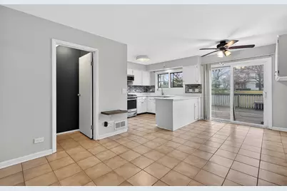 107 Chicory Court, Rolling Meadows, IL 60008 - Photo 15