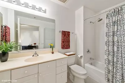 1720 Maple Avenue #409, Evanston, IL 60201 - Photo 9