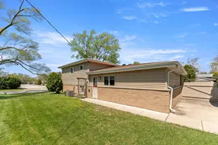229 Illinois St, Park Forest, IL 60466 - Photo 25