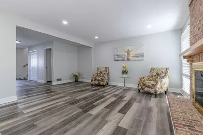 851 Sutton Court, Lincolnshire, IL 60069 - Photo 7