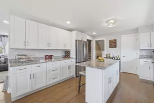 18441 Marshfield Ave, Homewood, IL 60430 - Photo 11