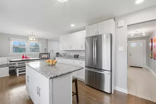 18441 Marshfield Ave, Homewood, IL 60430 - Photo 13