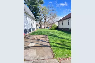 12417 S Wentworth Avenue, Chicago, IL 60628 - Photo 35