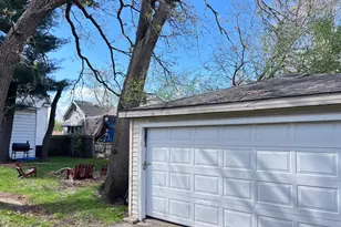 12417 S Wentworth Ave, Chicago, IL 60628 - Photo 33