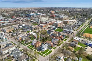 323 S Hale St, Wheaton, IL 60187 - Photo 9