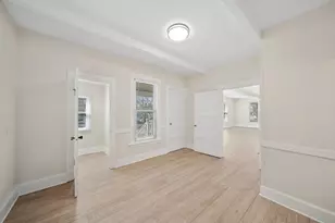 323 S Hale St, Wheaton, IL 60187 - Photo 17