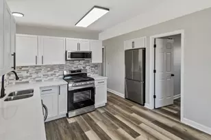 17363 Oleander Ave, Tinley Park, IL 60477 - Photo 9