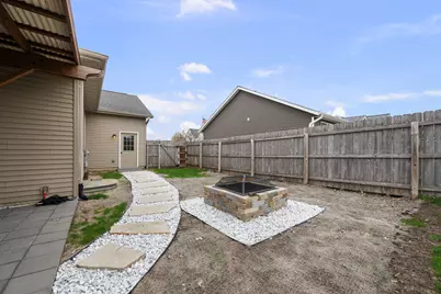 510 Pinehurst Drive, Eldridge, IA 52748 - Photo 41