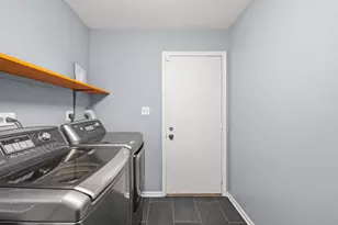 2409 The Strand, Northbrook, IL 60062 - Photo 21