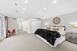 2409 The Strand, Northbrook, IL 60062 - Photo 23
