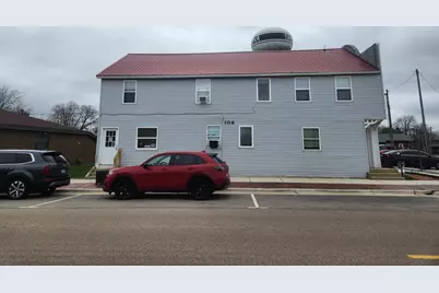 106 W Comanche Avenue, Shabbona, IL 60550 - Photo 1