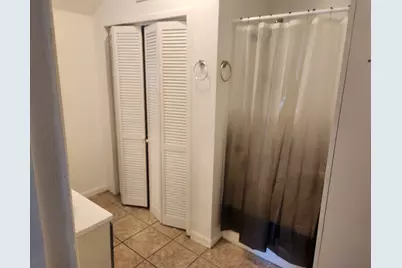 106 W Comanche Avenue, Shabbona, IL 60550 - Photo 7