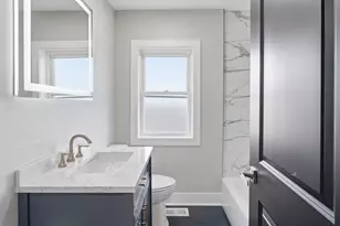 600 E 87th Pl, Chicago, IL 60619 - Photo 13