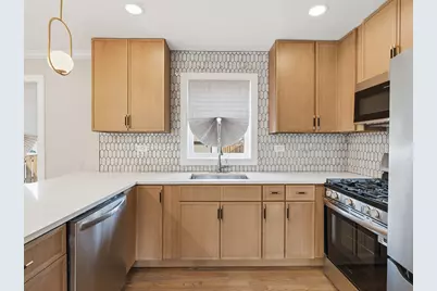 600 E 87th Place, Chicago, IL 60619 - Photo 3