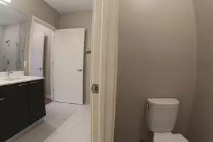 229 Park Ave, Clarendon Hills, IL 60514 - Photo 9