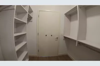 229 Park Avenue #208, Clarendon Hills, IL 60514 - Photo 13