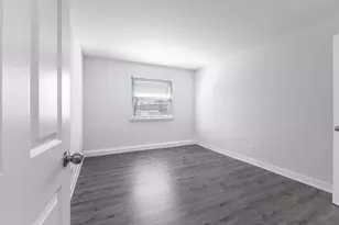 8431 W 99th Terrace, Palos Hills, IL 60465 - Photo 13