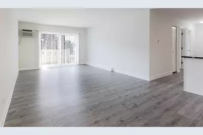 8431 W 99th Terrace #35-205, Palos Hills, IL 60465 - Photo 3