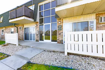 8431 W 99th Terrace #35-205, Palos Hills, IL 60465 - Photo 1