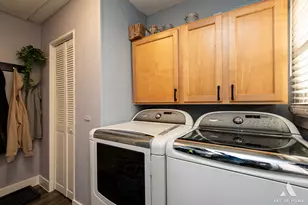 7828 Lotus Ave, Burbank, IL 60459 - Photo 25